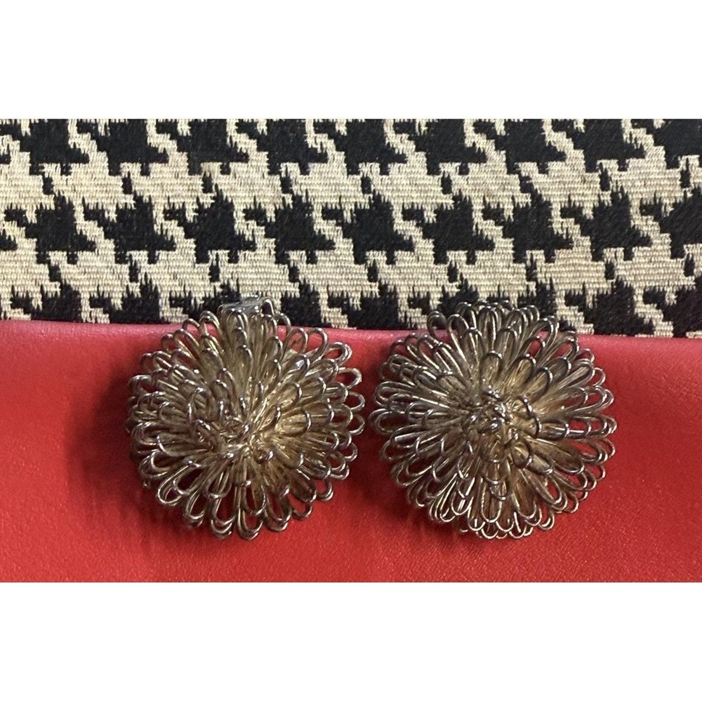 Vintage Silver Tone Wire Puffball Clip On Earrings MCM Atomic Flower/dandelion
